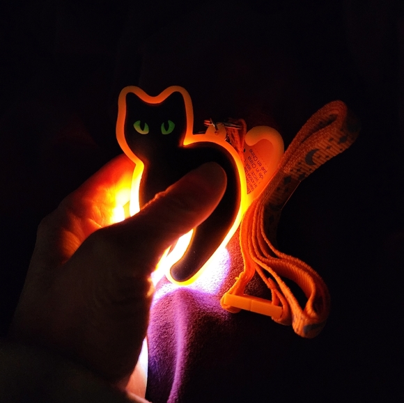 Bath & Body Works Black Cat LED PocketBac Holder Halloween PocketBac 2023 NWT - Picture 3 of 3